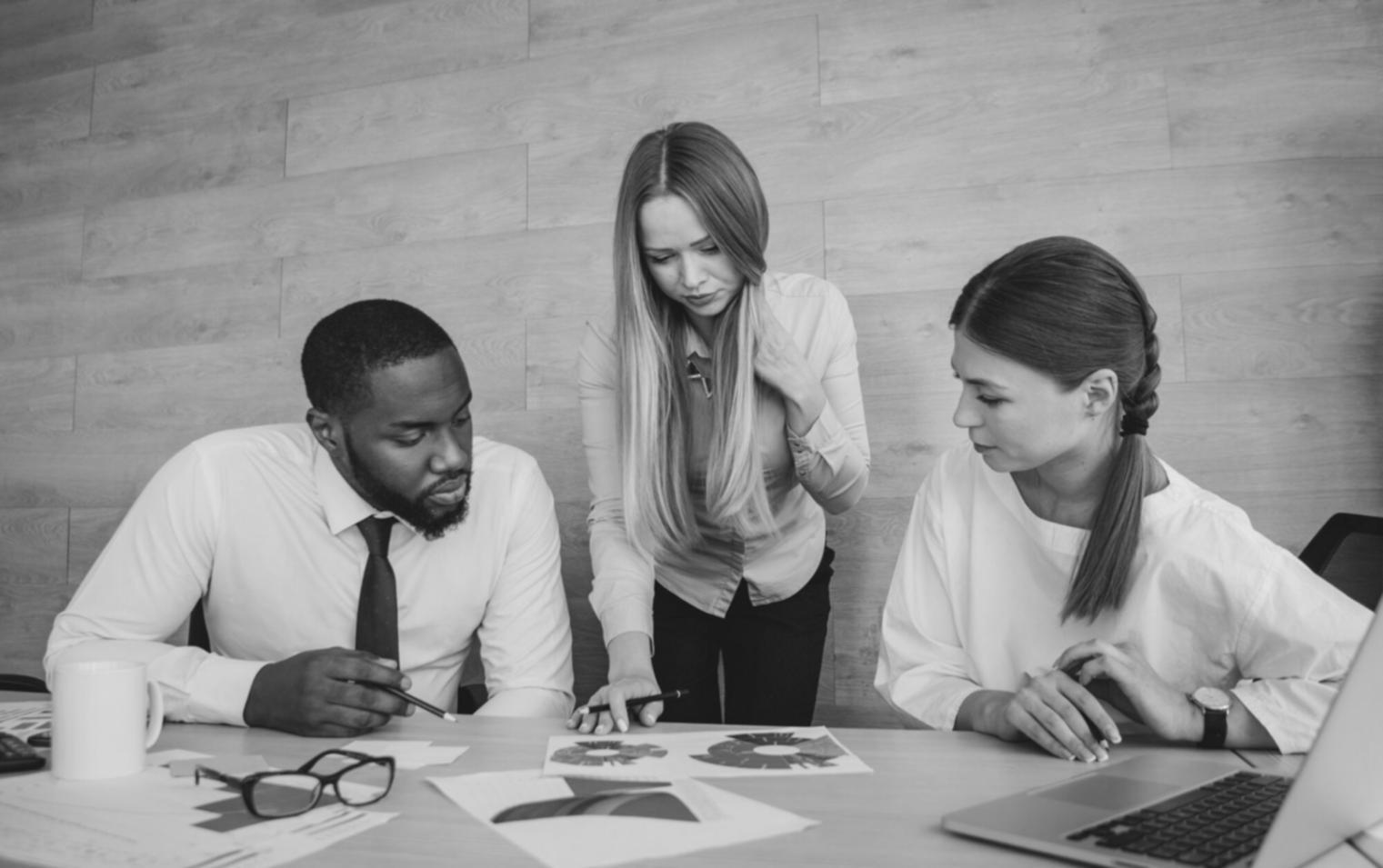 Outils de planification budgétaire sur tablette numérique